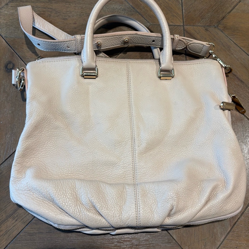 Vince Camuto Dean Beige Leather 2 Handle Satchel-Crossbody Zip Around Expandable - Picture 5 of 13